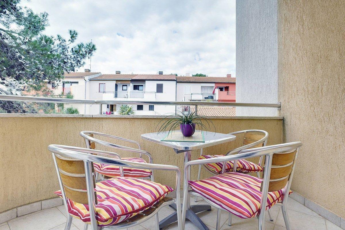 Apartment Mirna Premantura Exterior photo