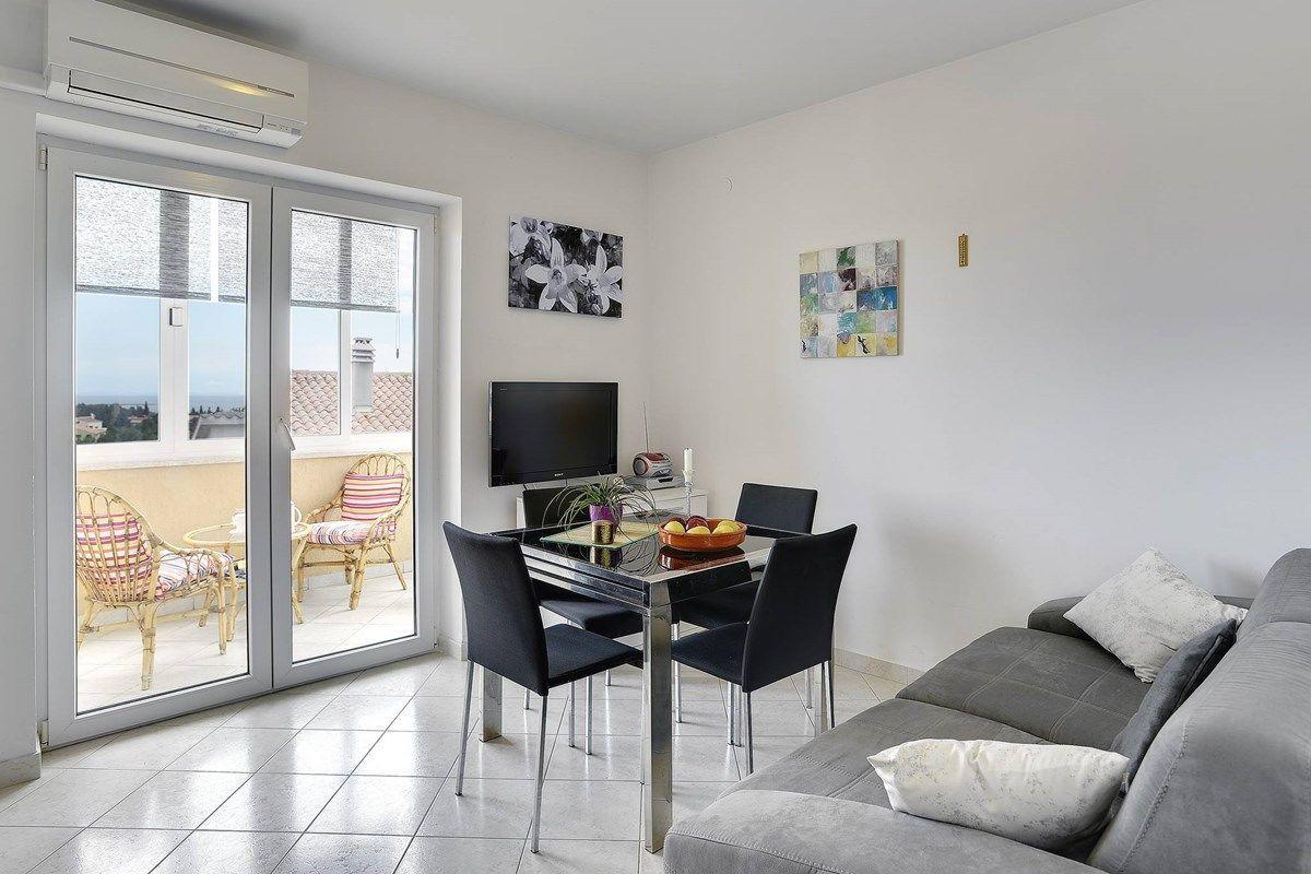 Apartment Mirna Premantura Exterior photo